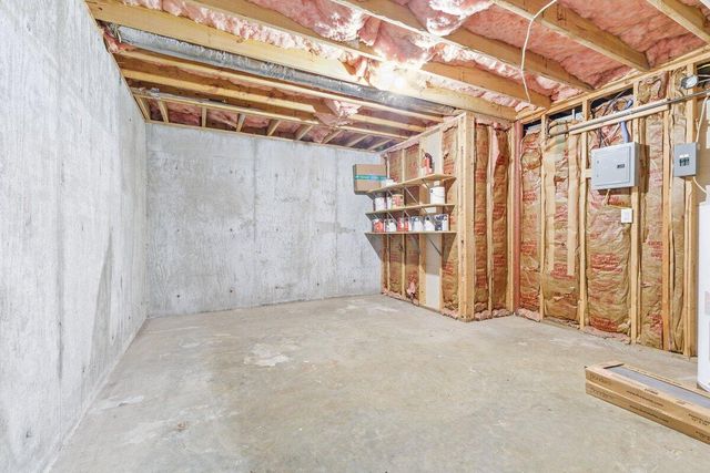 3557 Peakwood DR, Roanoke, VA 24014