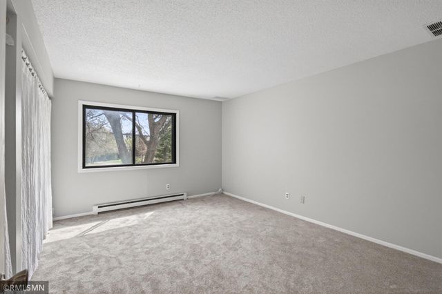 400 Shelard Parkway 203, Saint Louis Park, MN 55426