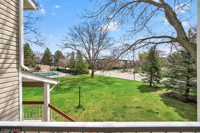 400 Shelard Parkway 203, Saint Louis Park, MN 55426