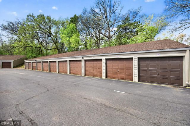 400 Shelard Parkway 203, Saint Louis Park, MN 55426