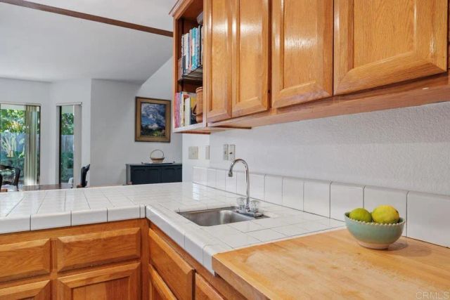 2647 Cazadero Drive, Carlsbad, CA 92009