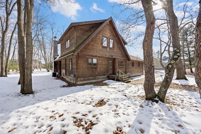 6270 Kilkenny Drive, Canadian Lakes, MI 49346