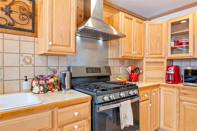 6270 Kilkenny Drive, Canadian Lakes, MI 49346