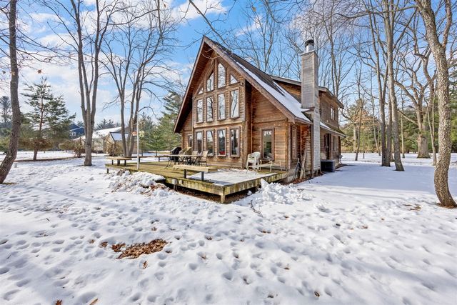 6270 Kilkenny Drive, Canadian Lakes, MI 49346