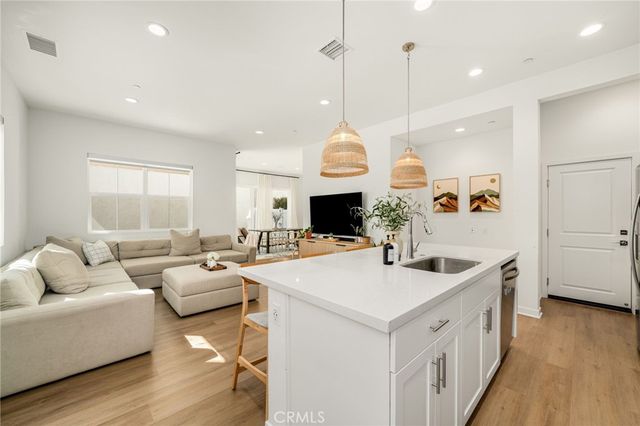 4446 S Forsyth Paseo, Ontario, CA 91762