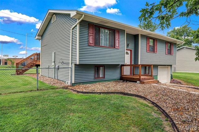 201 Saint Charles Street, Wentzville, MO 63385