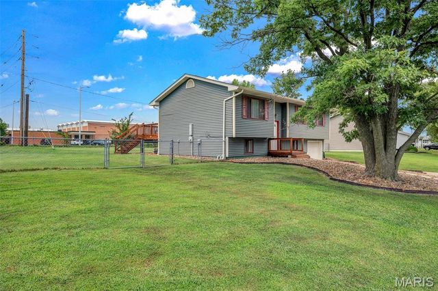 201 Saint Charles Street, Wentzville, MO 63385
