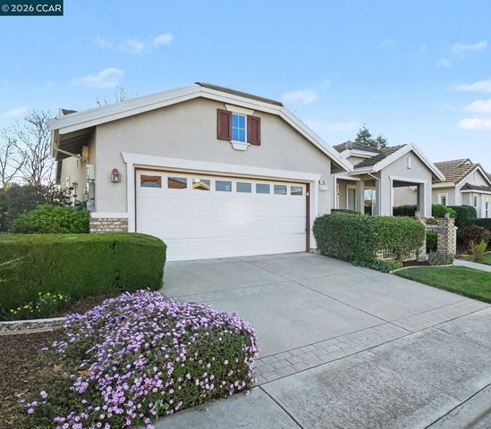 208 Summerset Dr, Brentwood, CA 94513