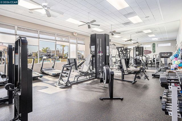 208 Summerset Dr, Brentwood, CA 94513