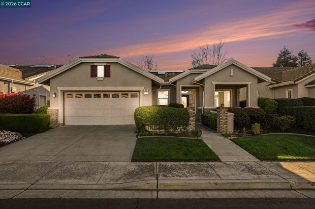 208 Summerset Dr, Brentwood, CA 94513