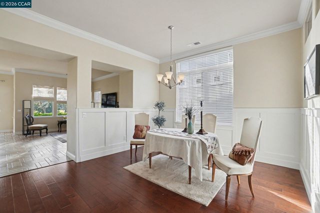 208 Summerset Dr, Brentwood, CA 94513