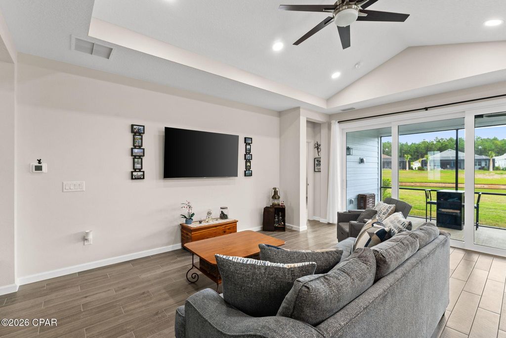Image 9 of property listing at 9546 Paradise Drive, Panama City Beach, FL 32413