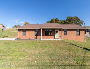 4926 Stewart Ridge Rd, Knoxville, TN 37938