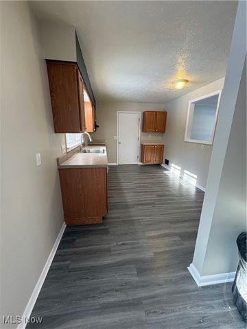 42141 Emerson Court, Elyria, OH 44035