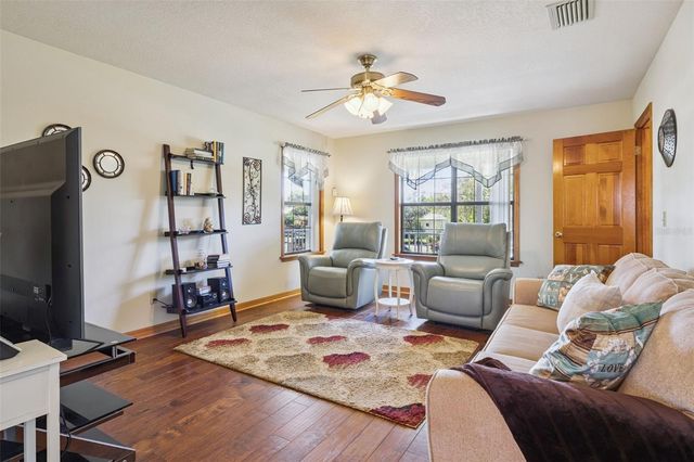 10843 POINCIANA DRIVE, Clermont, FL 34711