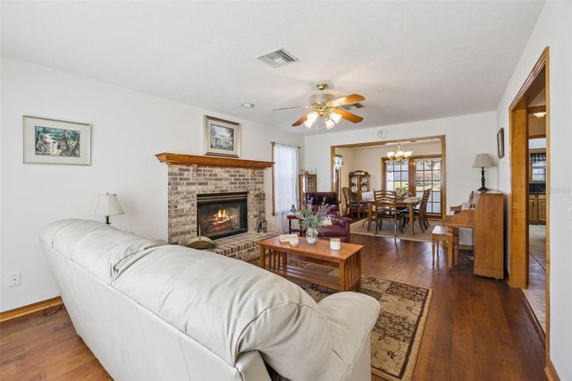 10843 POINCIANA DRIVE, Clermont, FL 34711