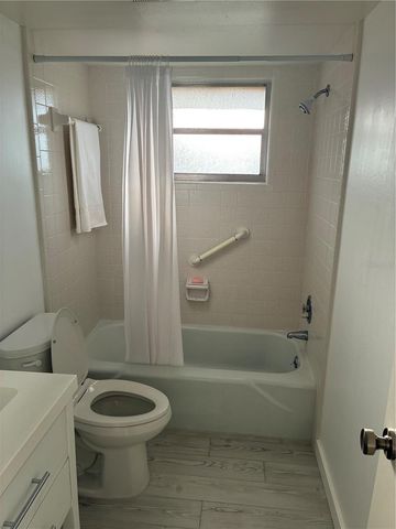 203 RUBENS DRIVE H, Nokomis, FL 34275