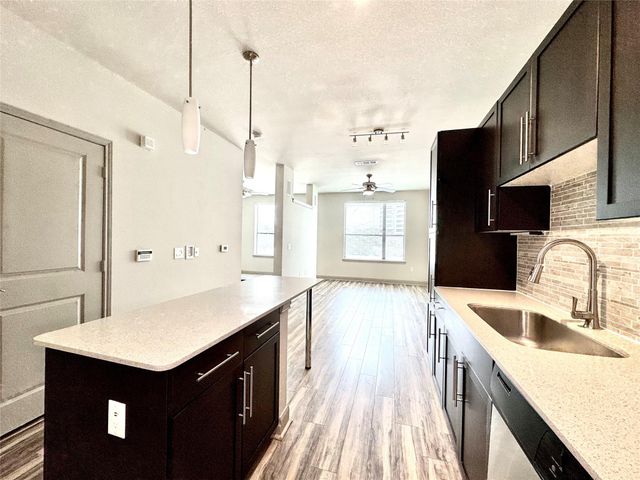 3788 Richmond St Avenue 1245, Houston, TX 77046