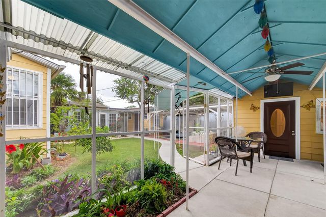 7404 Erath Street, Houston, TX 77023