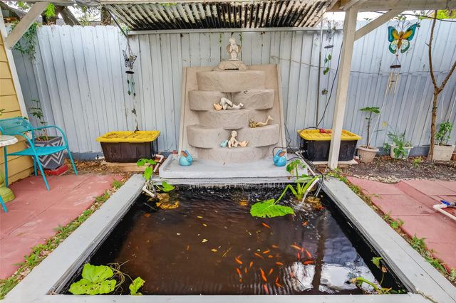 7404 Erath Street, Houston, TX 77023