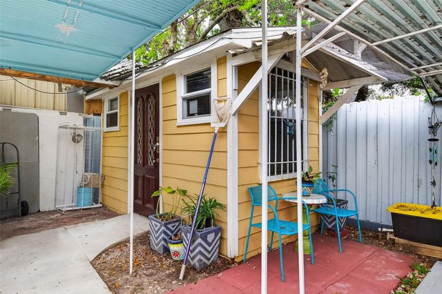 7404 Erath Street, Houston, TX 77023