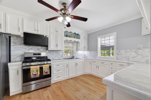 7404 Erath Street, Houston, TX 77023