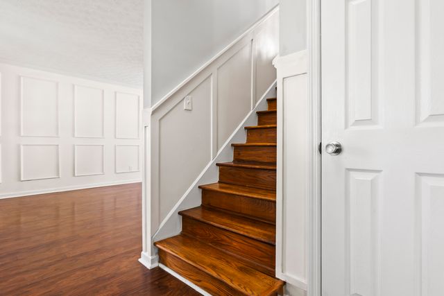 112 Bridgeway Court, Nicholasville, KY 40356