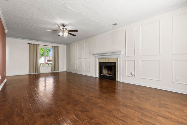 112 Bridgeway Court, Nicholasville, KY 40356