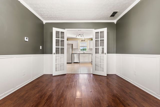 112 Bridgeway Court, Nicholasville, KY 40356