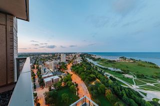 923 E Kilbourn AVENUE #3000, Milwaukee, WI 53202