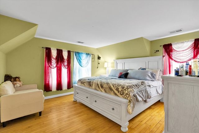 674 Montello St, Brockton, MA 02301