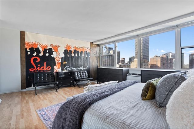 1150 N Lake Shore Drive 19A, Chicago, IL 60611