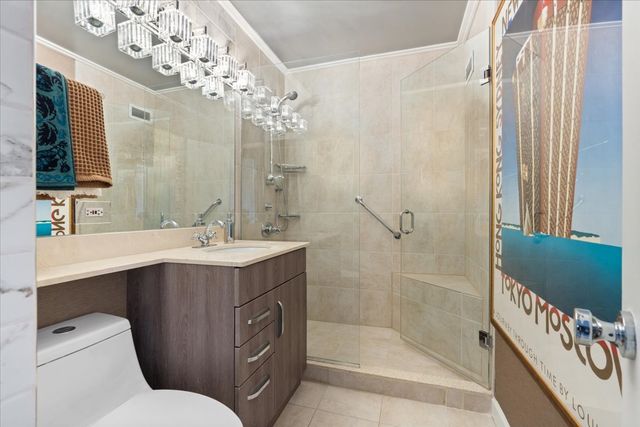 1150 N Lake Shore Drive 19A, Chicago, IL 60611