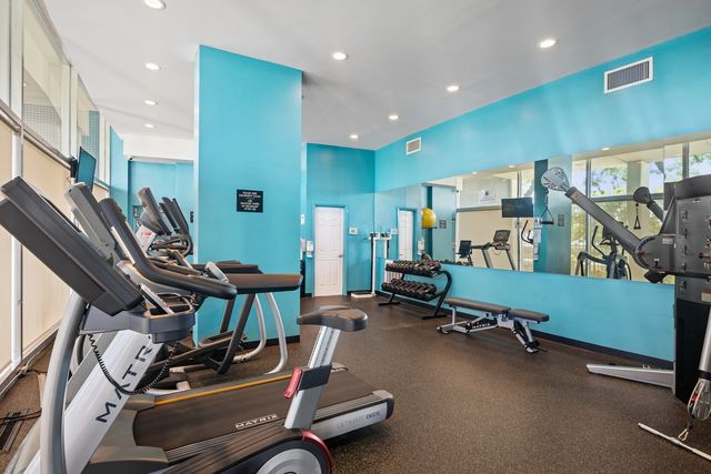 1150 N Lake Shore Drive 19A, Chicago, IL 60611