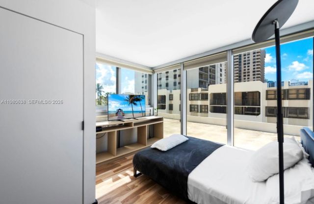 2655 Collins Ave 504, Miami Beach, FL 33140