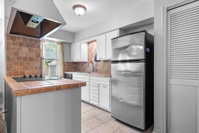 503 S WEATHERRED Drive, Richardson, TX 75080