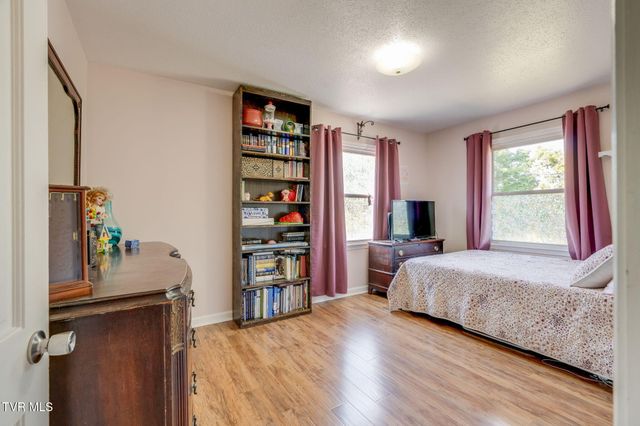 742 Liberty Church Road, Kingsport, TN 37663