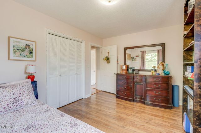 742 Liberty Church Road, Kingsport, TN 37663