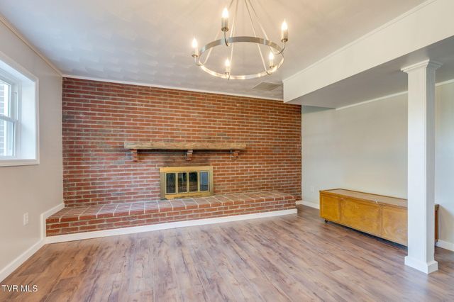 742 Liberty Church Road, Kingsport, TN 37663
