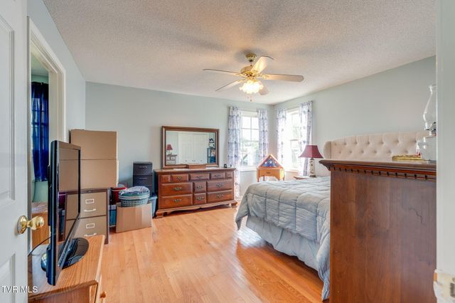 742 Liberty Church Road, Kingsport, TN 37663