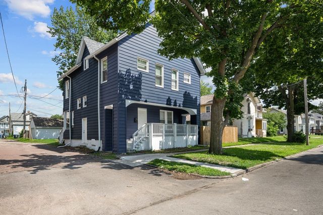1415 N Main Street, Davenport, IA 52803