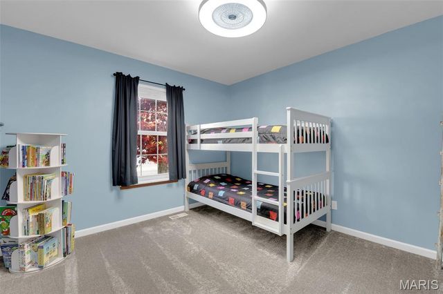 3409 Daybreak Lane, St Charles, MO 63303