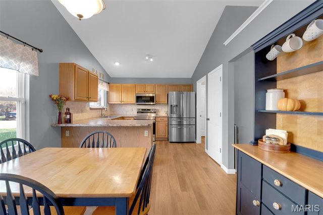 3409 Daybreak Lane, St Charles, MO 63303