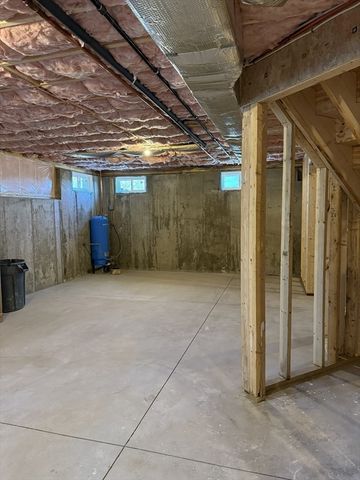 10 Muriel Way, Rehoboth, MA 02769