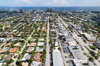 2667 NE 32nd St, Fort Lauderdale, FL 33306