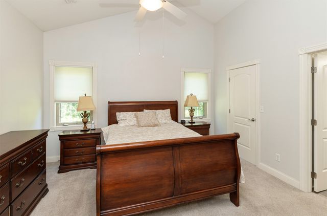 645 65th Place 163, West Des Moines, IA 50266