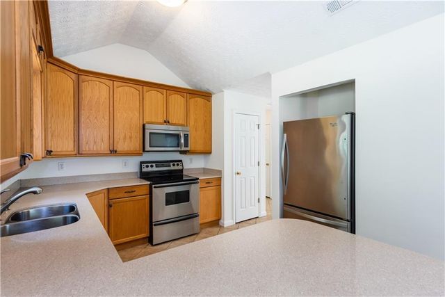 289 Marsha Way, Sharpsburg, GA 30277