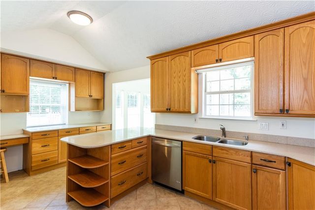 289 Marsha Way, Sharpsburg, GA 30277