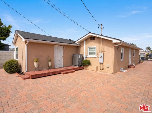 6303 Eileen Avenue, Los Angeles, CA 90043