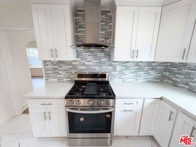 6303 Eileen Avenue, Los Angeles, CA 90043